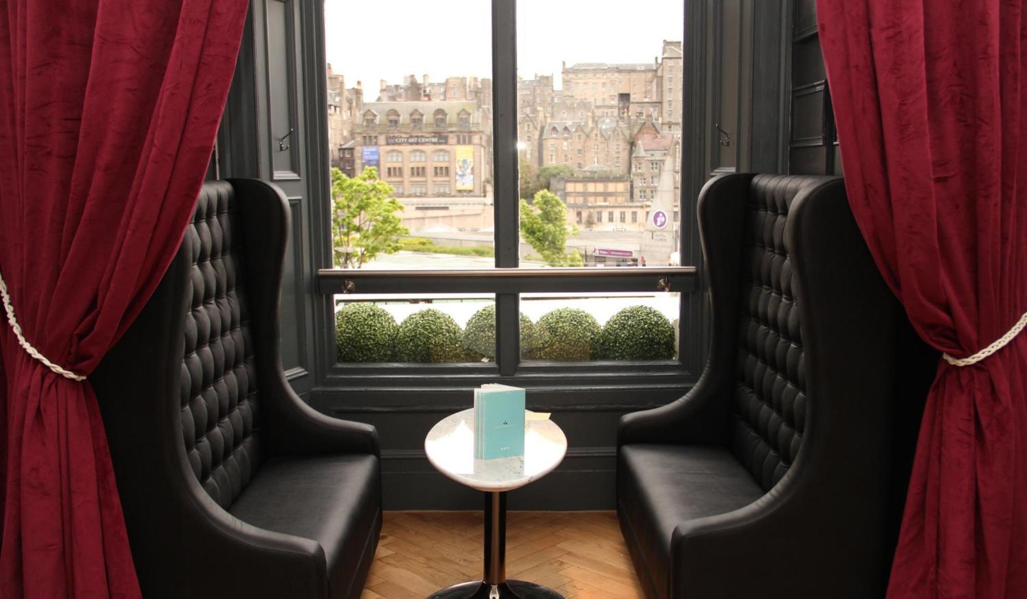 Hotel Indigo - Edinburgh - Princes Street By Ihg Bagian luar foto
