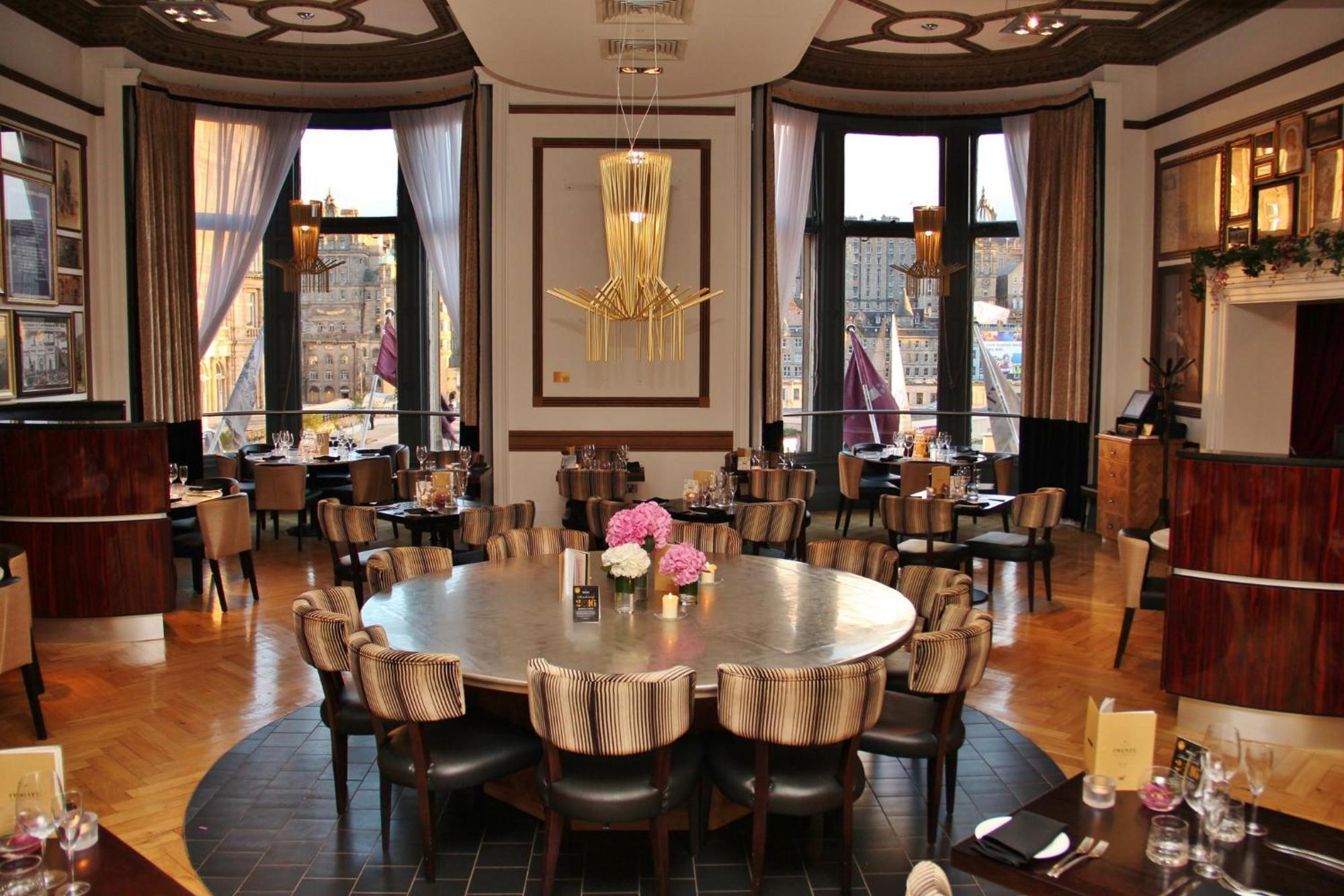 Hotel Indigo - Edinburgh - Princes Street By Ihg Bagian luar foto