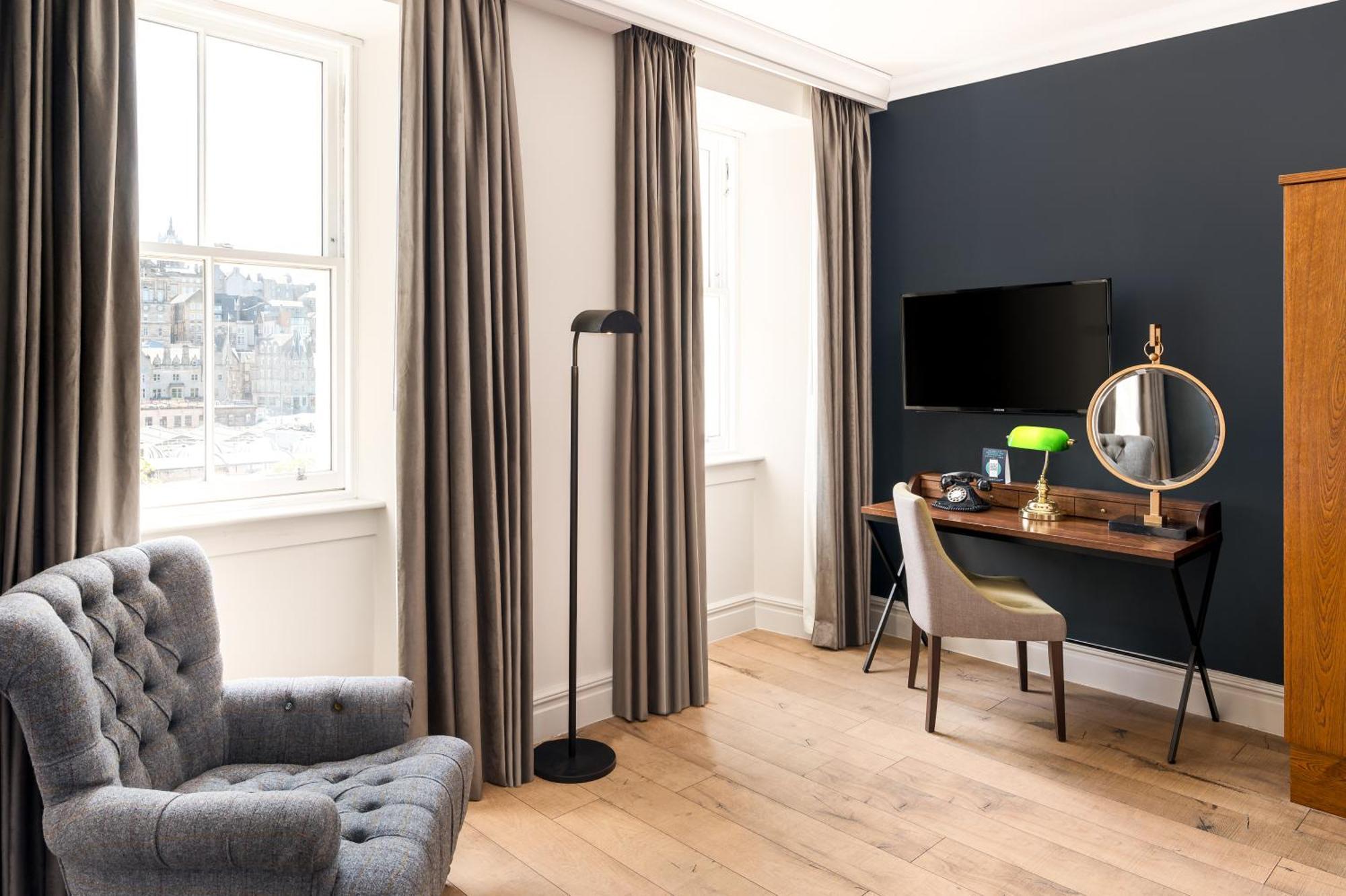 Hotel Indigo - Edinburgh - Princes Street By Ihg Bagian luar foto