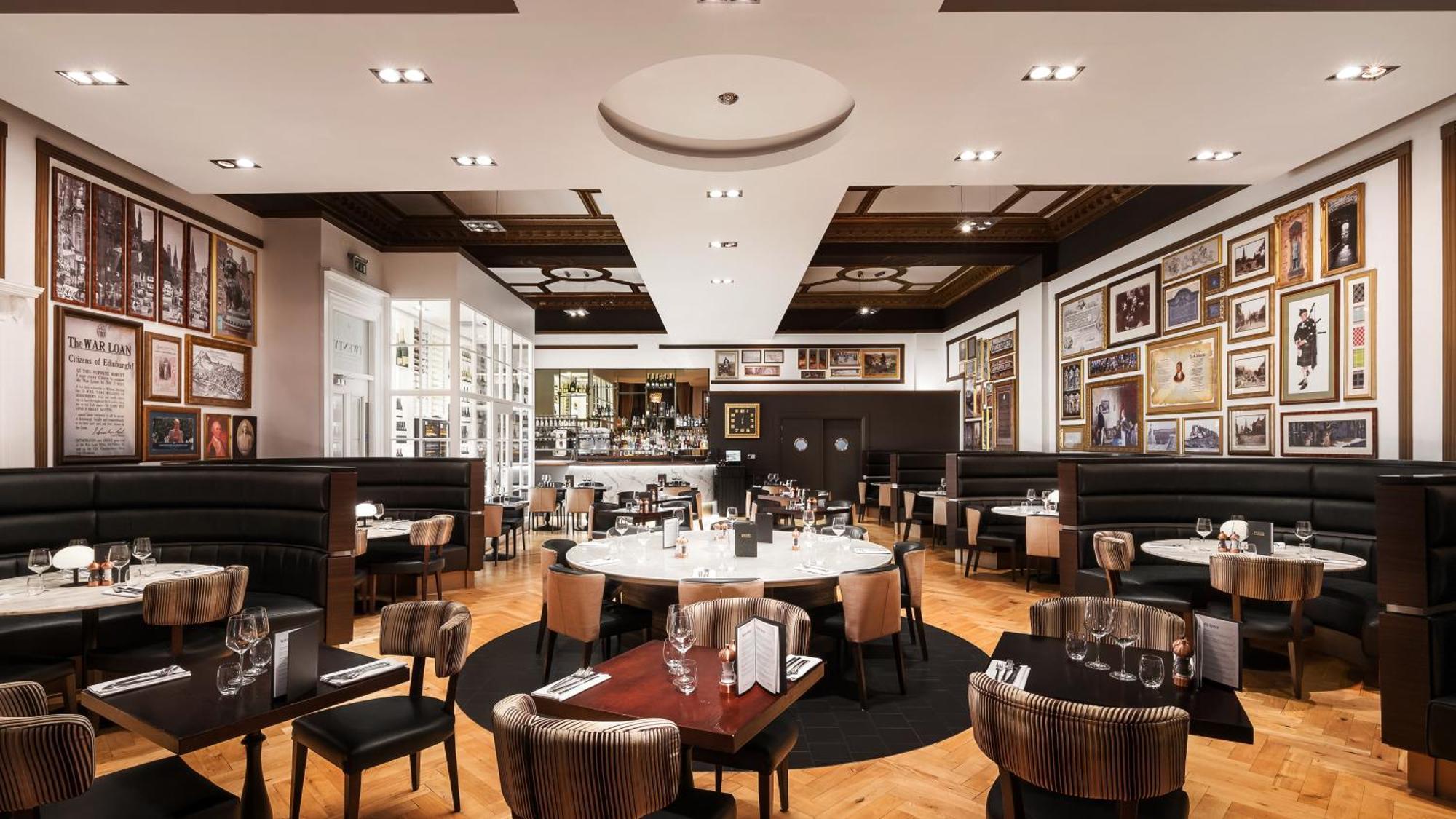 Hotel Indigo - Edinburgh - Princes Street By Ihg Bagian luar foto