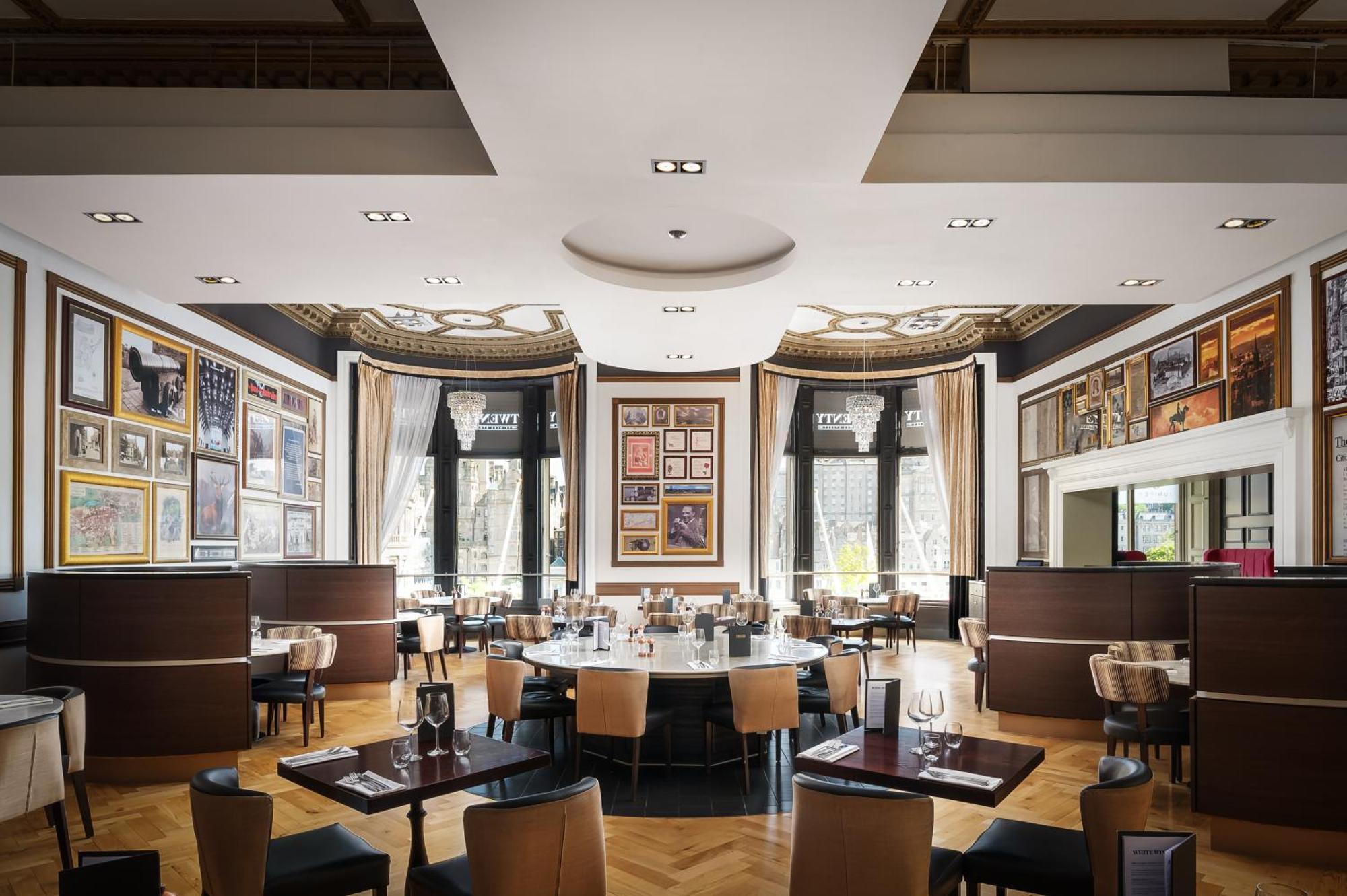 Hotel Indigo - Edinburgh - Princes Street By Ihg Bagian luar foto