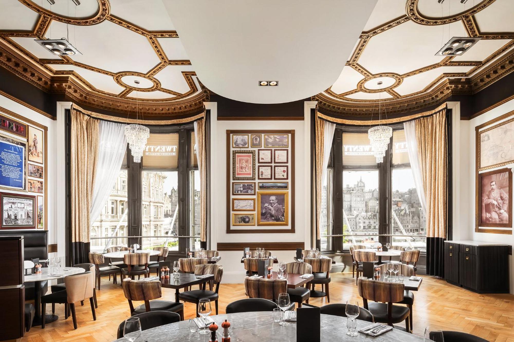 Hotel Indigo - Edinburgh - Princes Street By Ihg Bagian luar foto